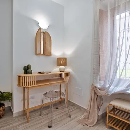 Apartment Il Poggiolo By To Art Turin