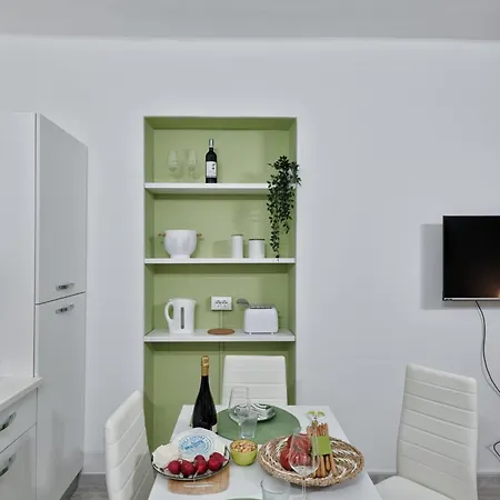 Apartment Il Poggiolo By To Art Turin